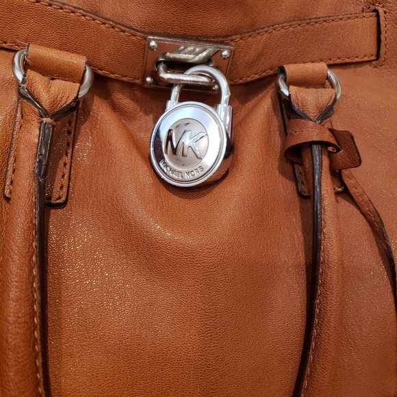 Michael Kors Hamilton bag - Picture 2 of 7